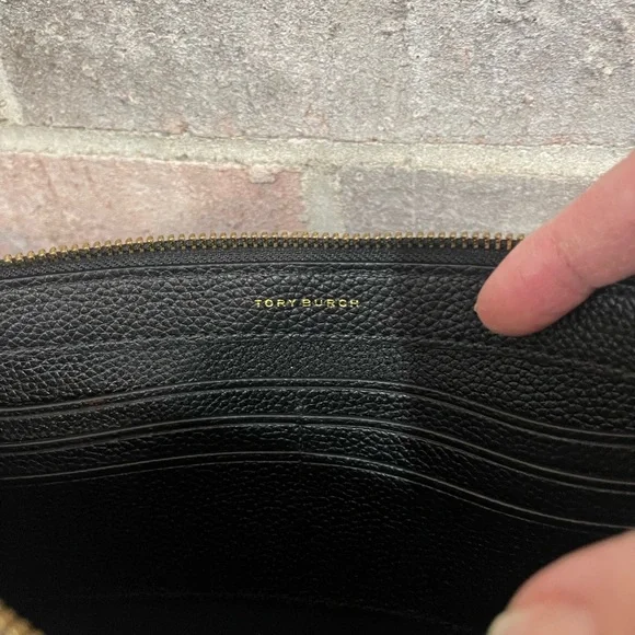 Tory Burch Black Crossbody Bag with Gold Logo - Picture 8 of 14